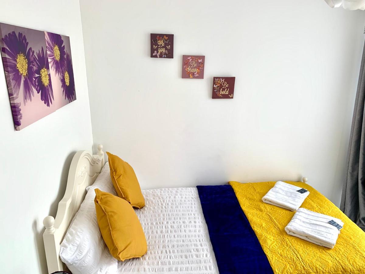 2-Bedrooms Modern Apartment Next To Velodrome, Lounge, Balcony, Parking, Abba London Exterior photo