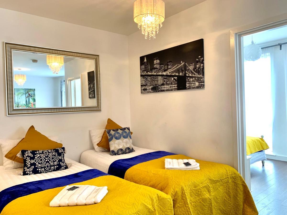 2-Bedrooms Modern Apartment Next To Velodrome, Lounge, Balcony, Parking, Abba London Exterior photo