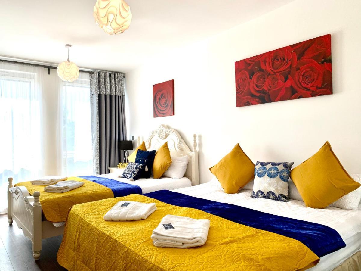 2-Bedrooms Modern Apartment Next To Velodrome, Lounge, Balcony, Parking, Abba London Exterior photo